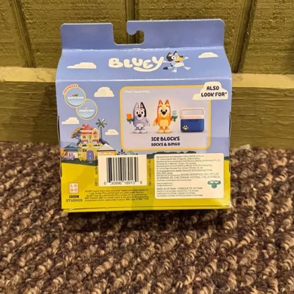 Bluey Spring Time Figure 2-Pack with Bluey & Muffin